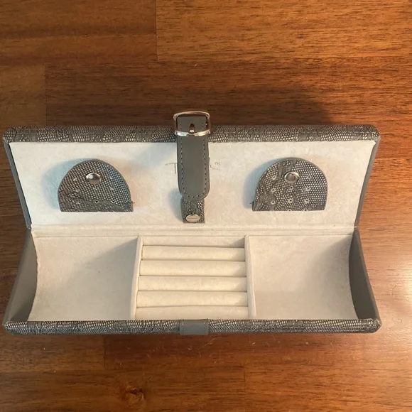 Designer Jewelry Box - Picture 3 of 3